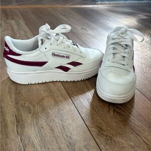Reebok women's Club C Double Revenge Shoes. EUC.